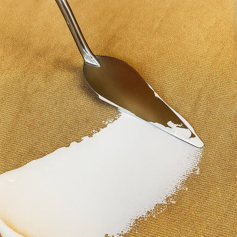 Exploring Artistic Textures with Martin Horečný: Butter Paste vs. Relief Paste