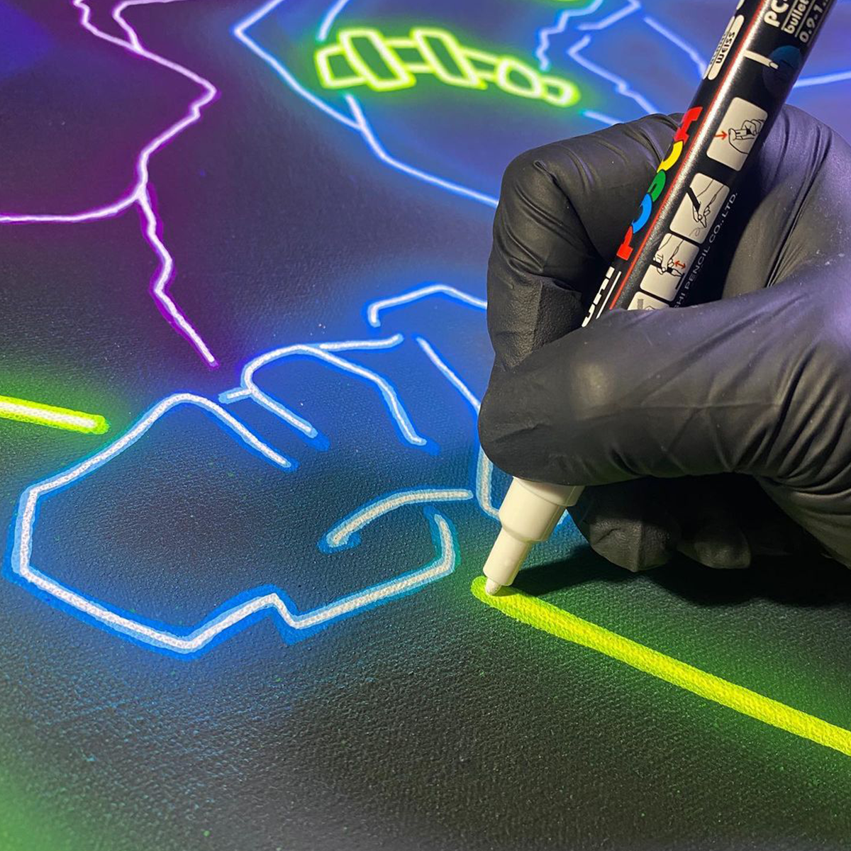 Akrylový popisovač Posca PC-5M, 1,8 – 2,5 mm, metalická modrá (M33)