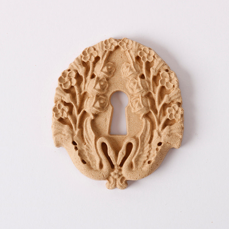 Ohybné drevo Pentart Kľúčová dierka 4,5 x 5 cm