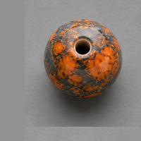 Okrúhle sklenené korálky s mramorovým efektom 8 mm – 15 ks – oranžovo-antracitová