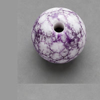 Okrúhle sklenené korálky s mramorovým efektom 8 mm – 15 ks – purpurovo-biela
