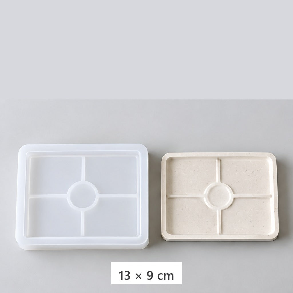 Pružná silikónová forma na odlievanie podnosov a podložiek – obdĺžnikový podnos – 13 × 9 cm