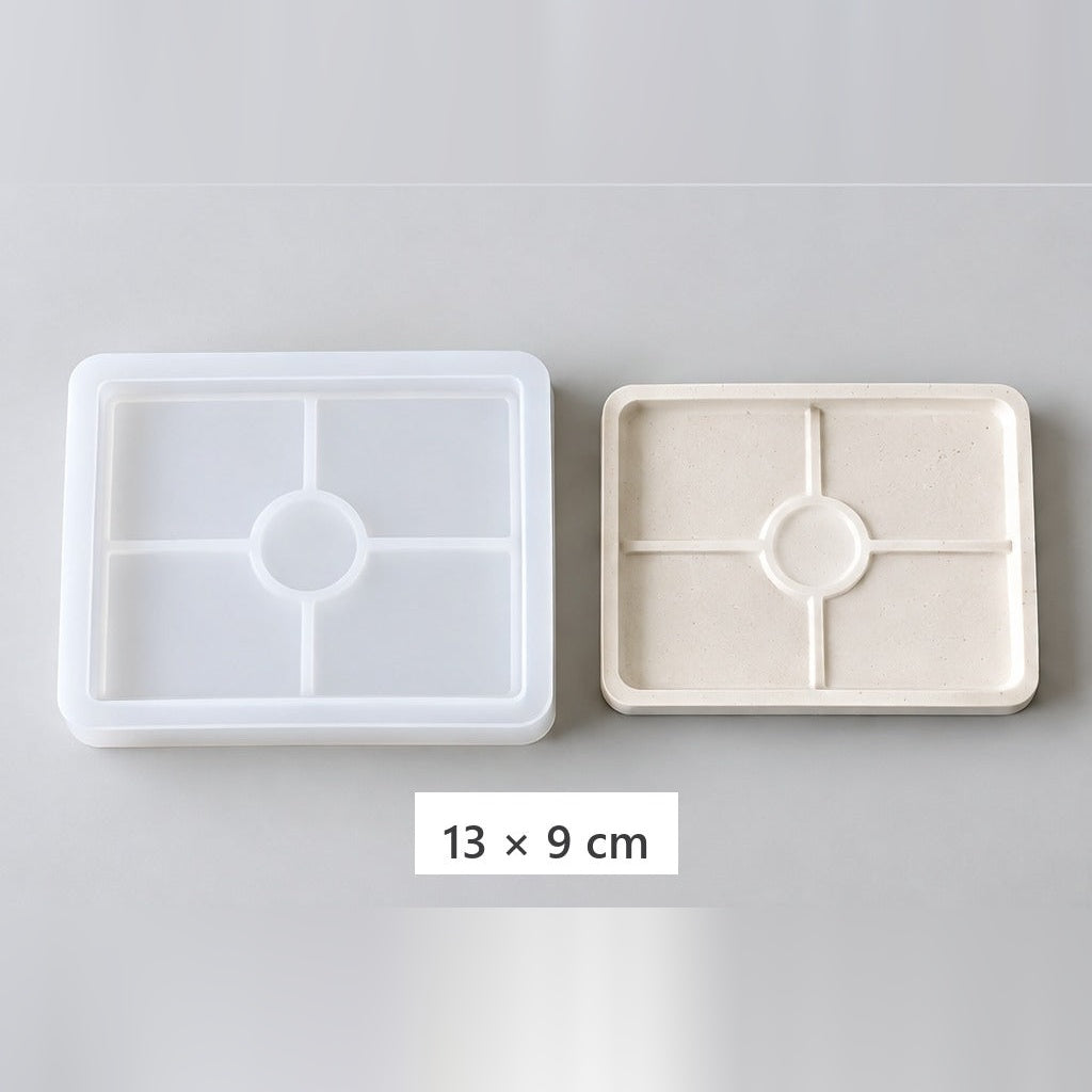 Pružná silikónová forma na odlievanie podnosov a podložiek – obdĺžnikový podnos – 13 × 9 cm
