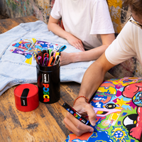 Posca kombinovaná súprava popisovačov v plechovej dóze – 13 ks (PC-3M, PC-5M, PC-5BR)